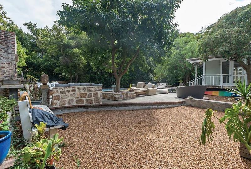 8 Bedroom Property for Sale in Hout Bay Western Cape